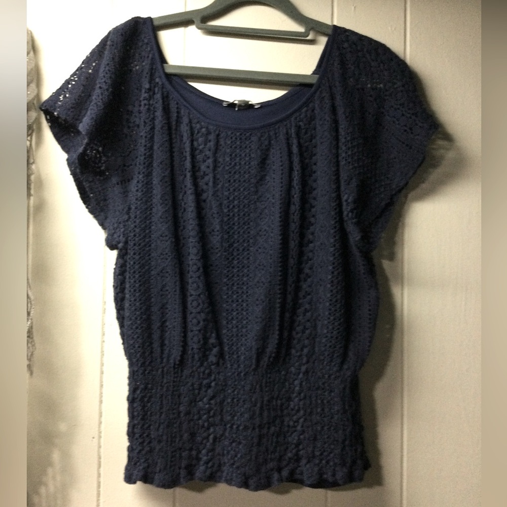 Rose and Ali blue crochet top size M